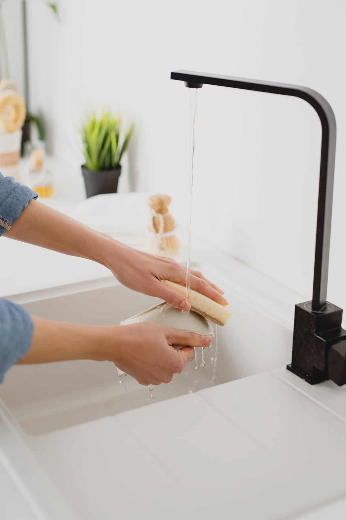 Evening cleaning routine featured img